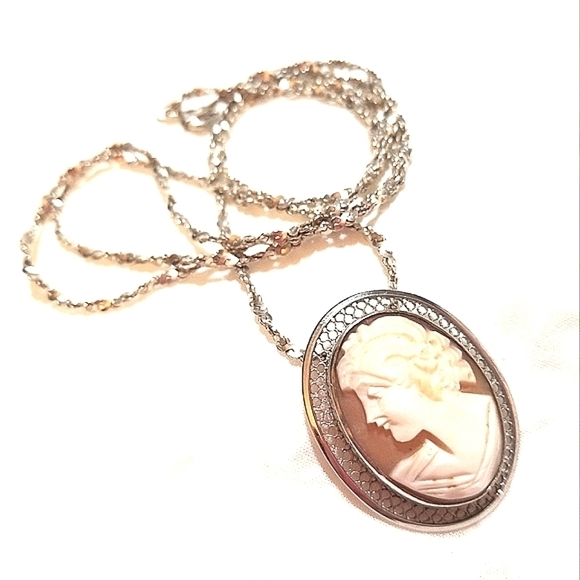 VTG Designer signed Beau Sterling Left Facing Cameo Pendant Necklace - Picture 2 of 5